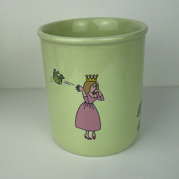 Mugs Hallmark Princess kissing frogs “ever have one of those days” green mug - Picture 3 of 6
